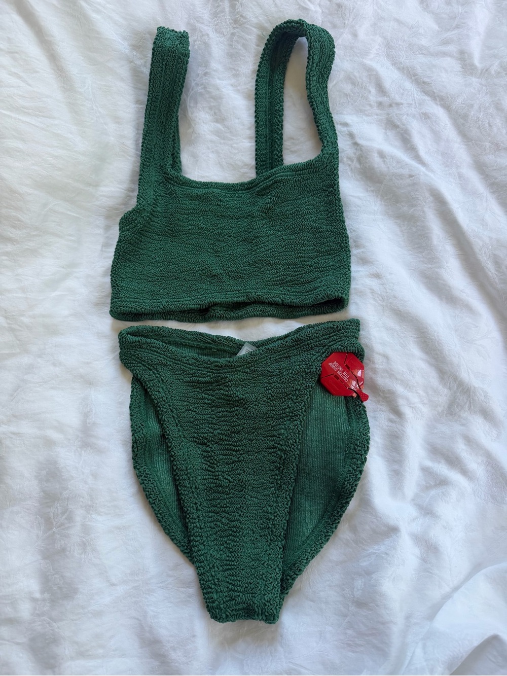 Hunza G Patricia crinkle-effect bikini - Picture 9 of 10